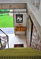 The Bright House Villa