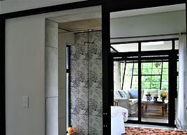 The Bright House Villa