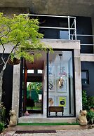 The Bright House Villa