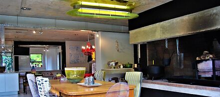 The Bright House Villa