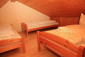 Strandhotel & Restaurant Mirow