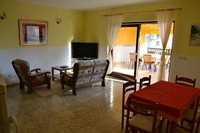 Apartments Karlo