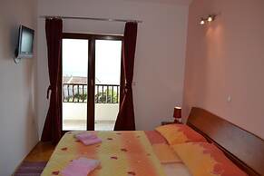 Apartments Karlo