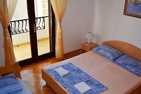 Apartments Karlo