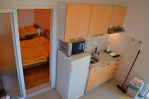 Apartments Karlo