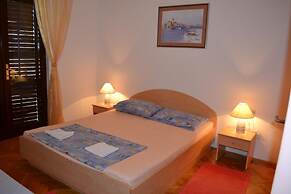 Apartments Karlo
