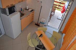Apartments Karlo