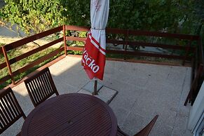 Apartments Karlo