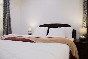 Two Mountains Lodge