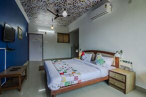 OYO 22730 Home Pool View 1BHK Vagator Beach