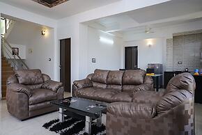 OYO 22738 Home Gorgeous 4BHK Lonavala
