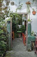 Snooze Guesthouse Yogyakarta - Hostel