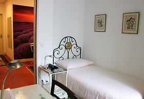 Piccolo Hotel