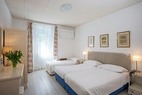 Piccolo Hotel