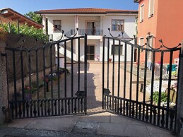 Ivana Thermal House