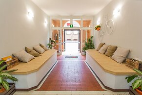 Student's Hostel Estense