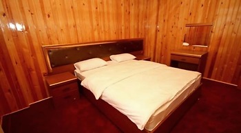 Grand Sis Hotel