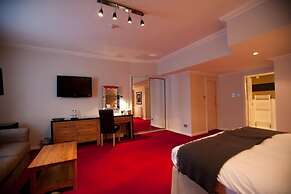 The Townhouse Hotel