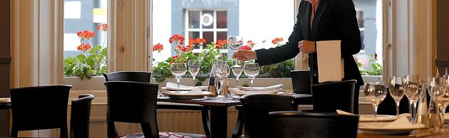 The Townhouse Hotel