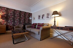 The Townhouse Hotel