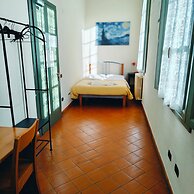 Student's Hostel della Ghiara