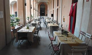 Student's Hostel della Ghiara