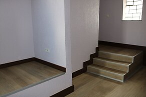 Louis Hotels