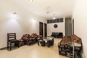 Via Hemkunt Mansion
