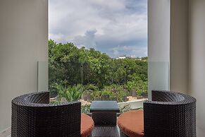 Miranda Condos by Happy Address