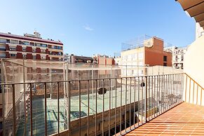 Akira Flats Urgell Apartment