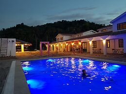 Lazuli Resort