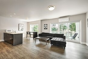 SoLo Suites