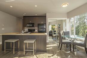 SoLo Suites