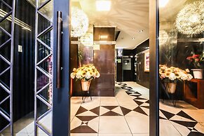 Awesome Hotel