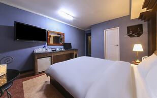 Awesome Hotel