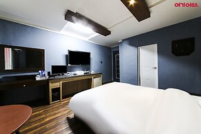 Awesome Hotel