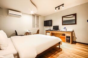 Awesome Hotel