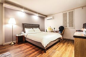 Awesome Hotel