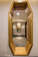 Wuyishan Old Street Hill Lodge