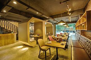 Wuyishan Old Street Hill Lodge