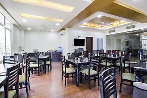 FabHotel The Royal CM Plaza