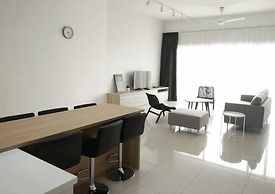 Damansara Foresta Ctmp Home by SYNC