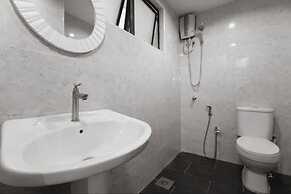 Desa Kiara Cozy Condo by SYNC