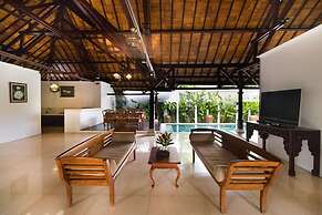 Bali Royal Heritage Villas