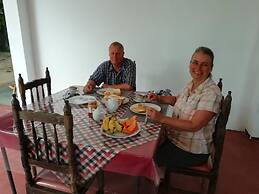 Jayaru Guest House