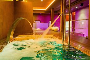 Hotel Moon & SPA