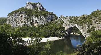 Vacancéole - Le Domaine de Chames