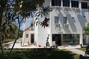 Aelbistan Otel