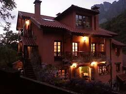 Apartamentos Rurales Buenamadre