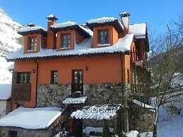 Apartamentos Rurales Buenamadre